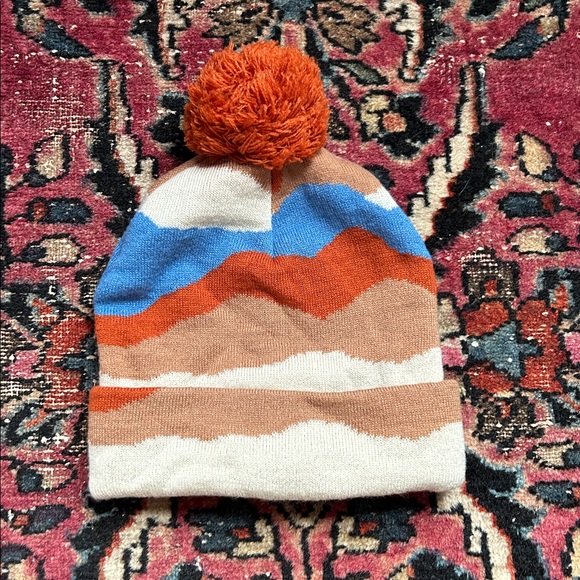 Mountains Beanie Kids 7/12 - Picture 1 of 3